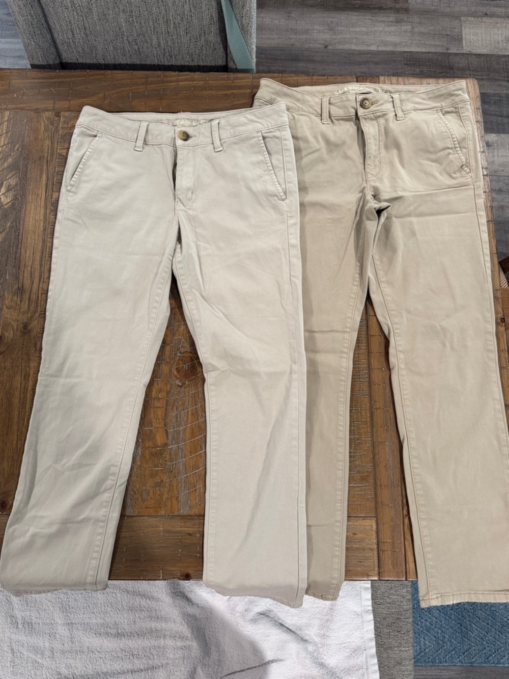 American Eagle Outfitters Women's Straight Leg Chino Pants - Light Beige & Khaki